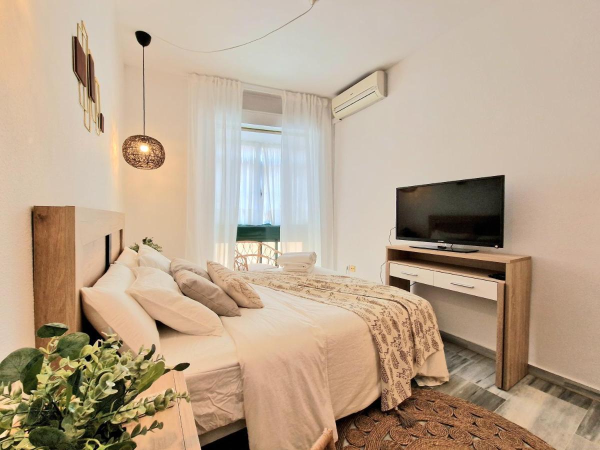 Aa Guest - Victoria Center Eco Apartment Malaga Luaran gambar